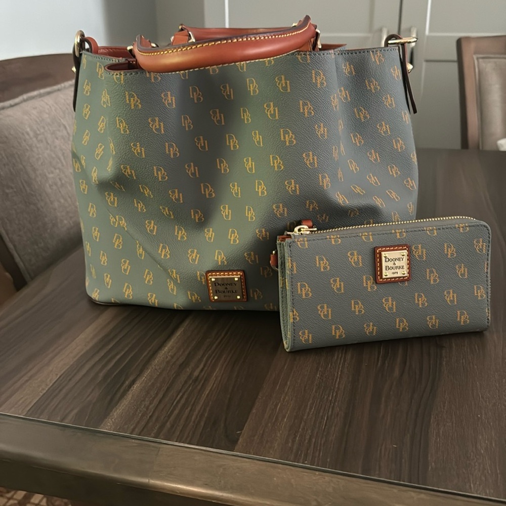 Dooney & Bourke Purse and Wallet set